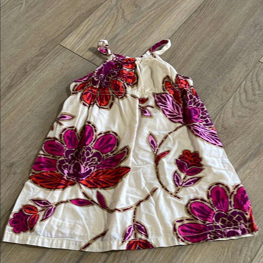 GAP Cream Casual Sundress with Sleeveless Design and Spaghetti Straps